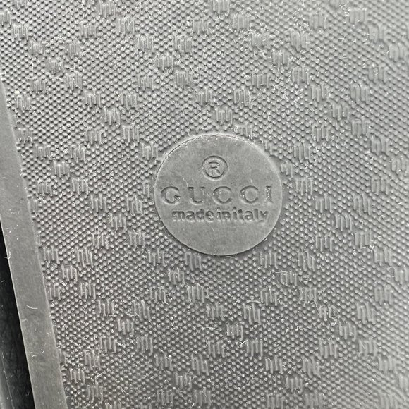 Gucci Classic Rubber Slides Sandal - Picture 6 of 10